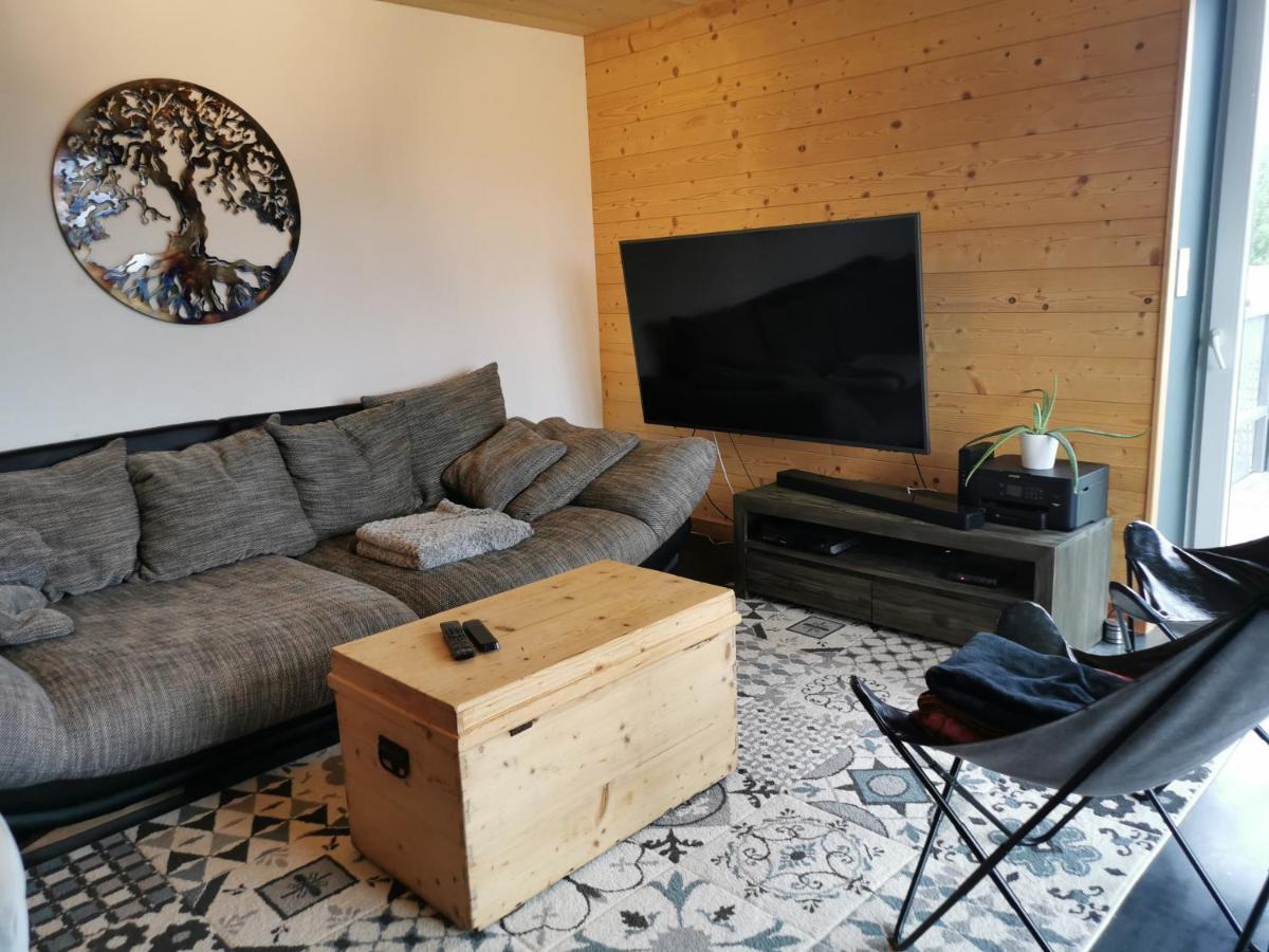 Superbe Appartement Neuf Avec Terrasse Orchamps-Vennes Buitenkant foto